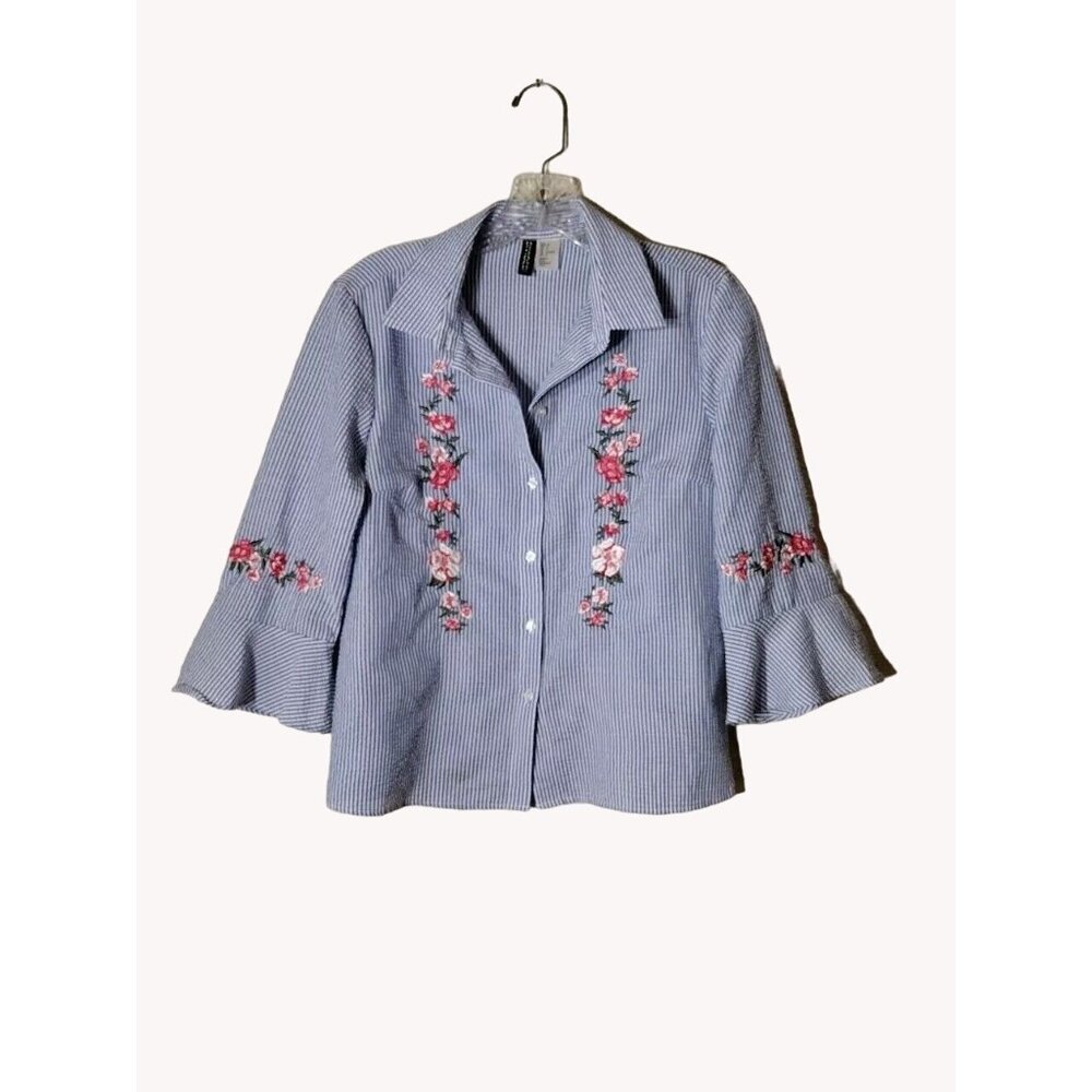Divided Top 4 Button Up Striped Floral Coastal